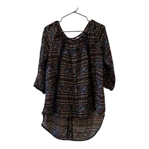 Wallflower floral tunic top navy blue size M